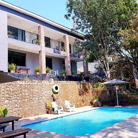 Chinyonga Guesthouse Limbe Exterior photo