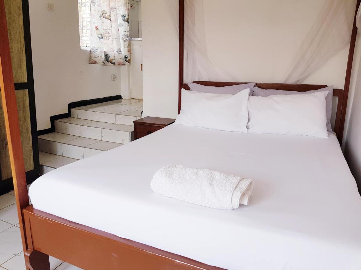 Chinyonga Guesthouse Limbe Exterior photo