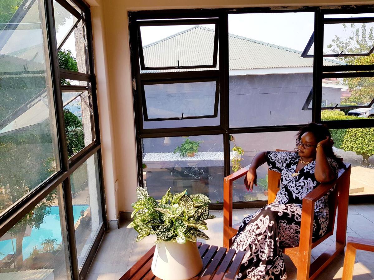 Chinyonga Guesthouse Limbe Exterior photo